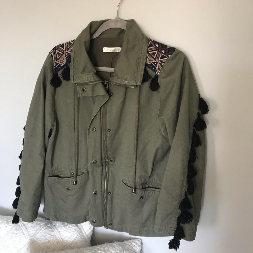 Jacket with tassels